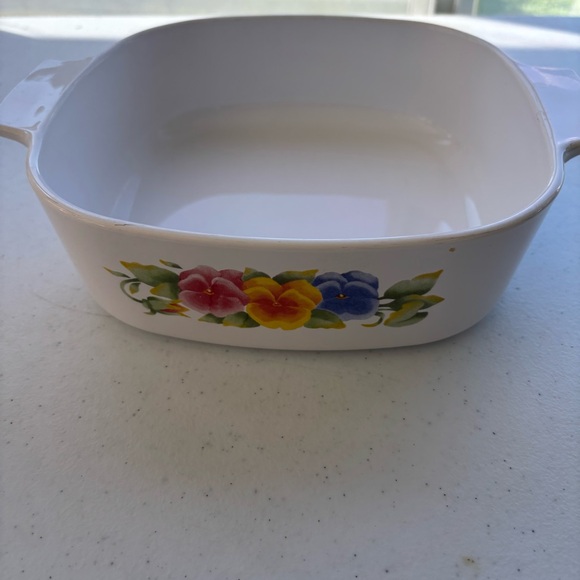 Corningware White Casserole Dish with Floral Design - Picture 4 of 8